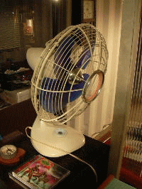 昔の古い扇風機
